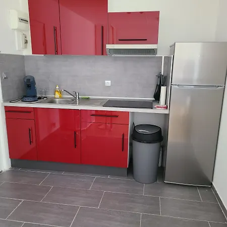 Avec Internet Apartamento *